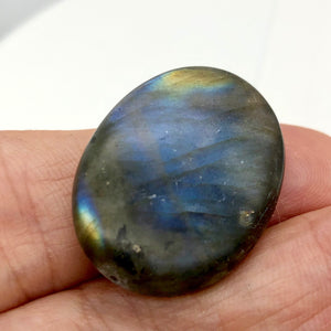 Flashy Labradorite Palm Stone | 27x21x8-30x22x8mm, | Oval | 2/parcel | - PremiumBead Alternate Image 3