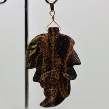 Load image into Gallery viewer, Carved Brecciated Jasper Leaf &amp; 14Kgf Pendant 509416C
