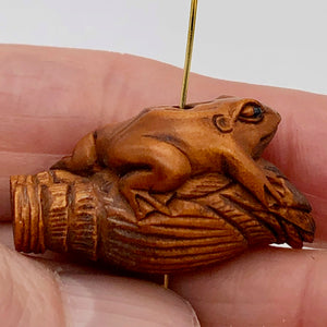 Carved Frog On Lotus Boxwood Ojime Ojime/Netsuke Bead - PremiumBead Primary Image 1