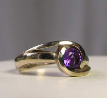 Load image into Gallery viewer, Dynamic Purple Amethyst in Solid 14Kt White Gold Ring Size 3 3/4 9982Au - PremiumBead Alternate Image 3
