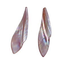 Load image into Gallery viewer, 1 Designer Blade Cut Pink Mussel Shell Pendant Bead 4423B
