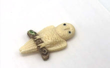 Load and play video in Gallery viewer, Waterbuffalo Bone Owl on Perch | 40x24x6.5mm | Cream/Brown/Green | 1 Bead |
