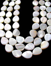 Load image into Gallery viewer, Delicious 5 Mother of Pearl 18x14mm Pear Beads 9049 - PremiumBead Alternate Image 2
