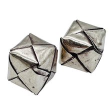 Load image into Gallery viewer, 1 Bead of Thai Hill Tribe Origami Box Fine Silver 7g Bead 5468
