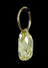Load image into Gallery viewer, 0.22cts Natural Canary 4x2x2mm Diamond 18K Gold Pendant 6568M
