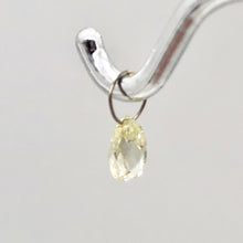 Load image into Gallery viewer, 0.41cts Natural Canary 5x3x2.5mm Diamond &amp; 18K White Gold 6568Q2 - PremiumBead Alternate Image 12
