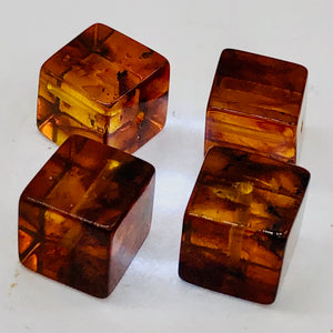 Amber Cube | 8x8mm | Red | 4 Bead