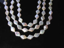 Load image into Gallery viewer, 3 White Diamond Coin Freshwater Pearls 003911 - PremiumBead Alternate Image 8
