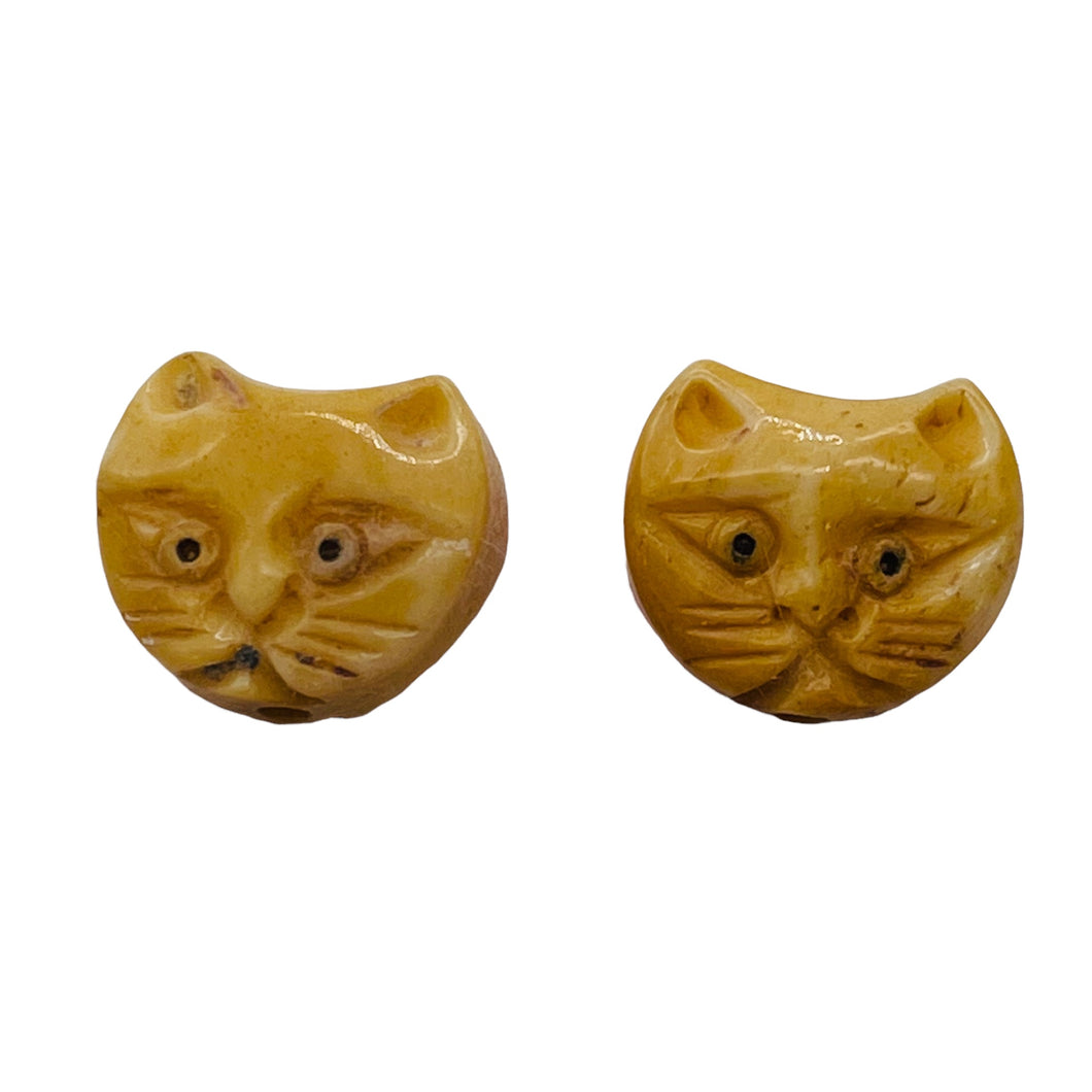 Cozy 2 Hand Carved Kitty Cat 11x13x6mm Pendant Beads 8631A