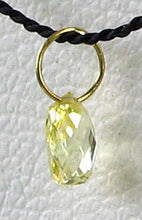 Load image into Gallery viewer, 0.22cts Natural Canary 4x2x2mm Diamond 18K Gold Pendant 6568M - PremiumBead Alternate Image 3
