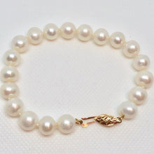 Load image into Gallery viewer, 14K Yellow Gold 8.5mm White Near Round Freshwater Pearl Bracelet 402639 - PremiumBead Alternate Image 2
