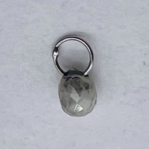 Diamond w/Loop .22 cts Teardrop | 3x2 mm | Green | 1 Pendant|