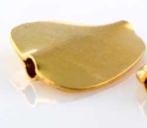 1 Designer 20x15x3mm Petal 20K Gold 2.58 Gram 9505 - PremiumBead Primary Image 1