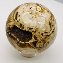 Load image into Gallery viewer, Aragonite Scry Sphere Round | 3&quot; | White/Brown | 1 Sphere
