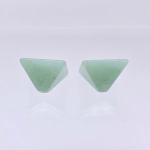 Shine 2 Hand Carved Aventurine Pyramid Beads, 17x17x11mm, Green 9289AV | 17x17x11mm | Green - PremiumBead Alternate Image 3