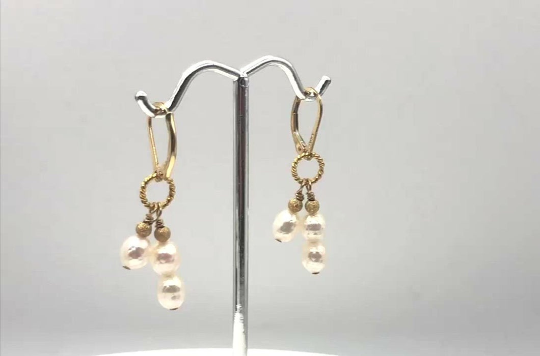 Stunning Faceted White Pearls with 14Kgf Earrings 300650