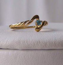 Load image into Gallery viewer, Lovely! Blue topaz in Solid 14K Yellow Gold Ring Size 7 9982Bg - PremiumBead Alternate Image 4

