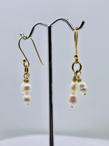 Stunning Faceted White Pearls with 14Kgf Earrings 300650