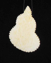 Load image into Gallery viewer, Conch Seashell Carved Waterbuffalo Bone Pendant Bead 10310A - PremiumBead Alternate Image 2
