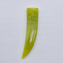 Load image into Gallery viewer, 1 Chartreuse Serpentine Jade 48x13x5mm Claw Bead 8948C
