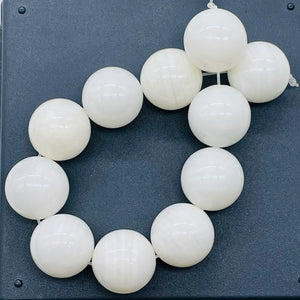 Onyx Half Strand of Large Round Beads | 17mm | White | 11 Beads |