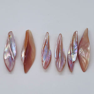 1 Designer Blade Cut Pink Mussel Shell Pendant Bead 4423B