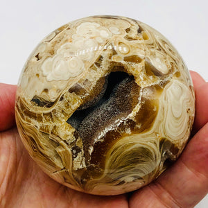 Aragonite Scry Sphere Round | 3" | White/Brown | 1 Sphere