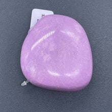 Load image into Gallery viewer, Phosphosiderite Free Form | 32x31x14 mm | Lavender | 1 Pendant Bead
