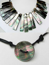Load image into Gallery viewer, Elegant Tahitian Mother of Pearl Shell 15 to 17 inch Collar Necklace 107216 - PremiumBead Primary Image 1
