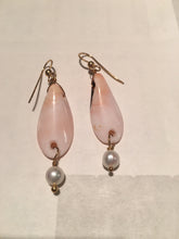 Load image into Gallery viewer, Divine Spiral Shell and FW Pearl 14Kgf Earrings 308932 - PremiumBead Alternate Image 4
