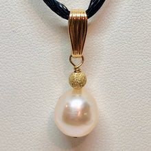 Load image into Gallery viewer, Tear-Drop FW Pearl &amp; 14Kgf Pendant #5084K - PremiumBead Alternate Image 2
