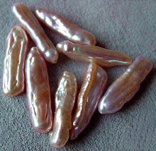 Load image into Gallery viewer, Natural Peachy Pink Biwa FW Pearl Strand4450 - PremiumBead Alternate Image 3
