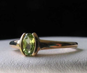 Natural Green Oval Peridot 14Kt Yellow Gold Solitaire Ring Size 7 1/4 9982W - PremiumBead Alternate Image 2